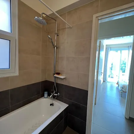 Sea-view Eco-apartment B110 Apartamento