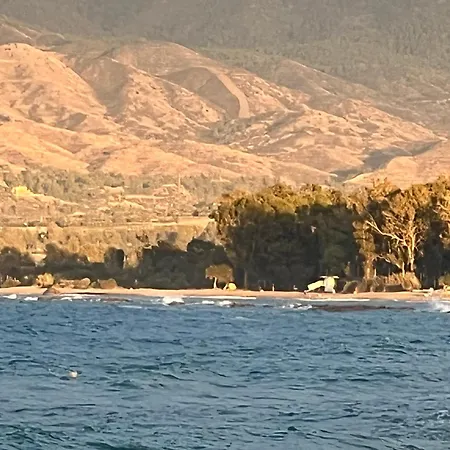 Διαμέρισμα Sea-view Eco-apartment B110 *