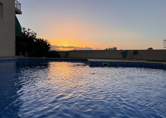 Sea-view Eco-apartment B110 דירה